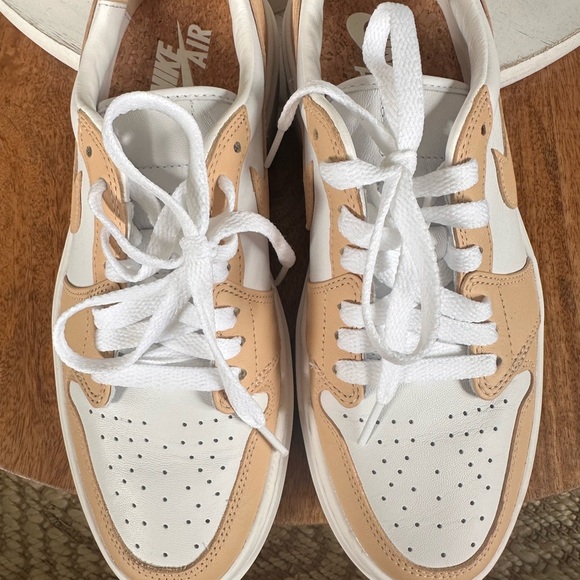 NIKE WMNS AIR JORDAN 1 ELEVATE LOW PRE-LOVED SIZE 8.5 - Picture 7 of 10